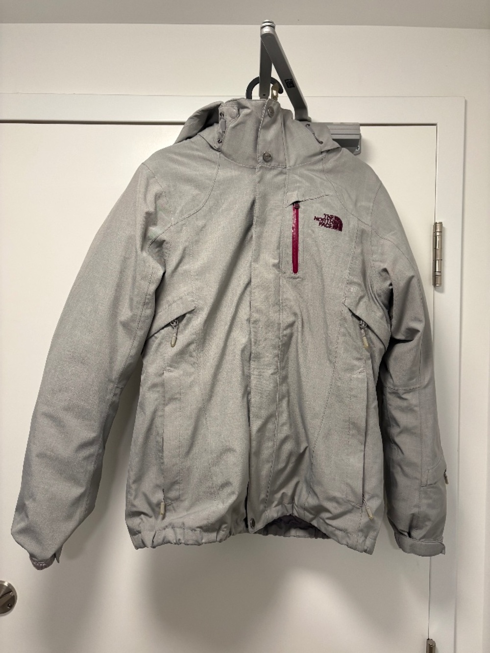 The north face women’s ski jacket